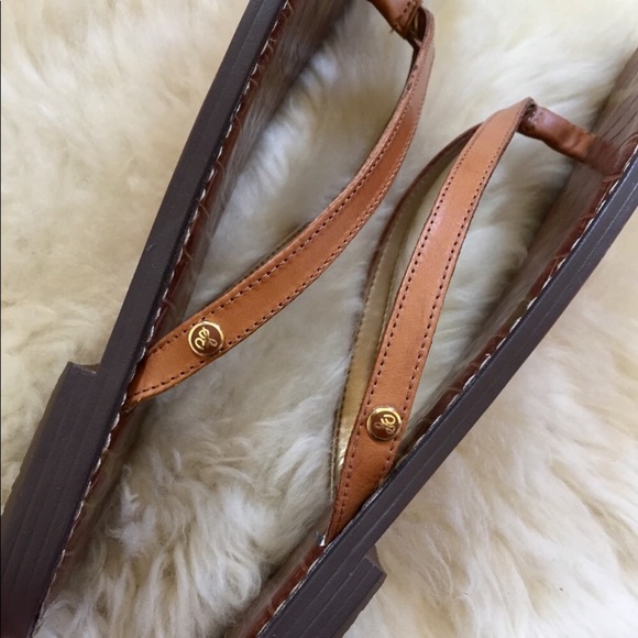 Sam Edelman Gracie Saddle Leather Flip Flop Sandal - Picture 4 of 8